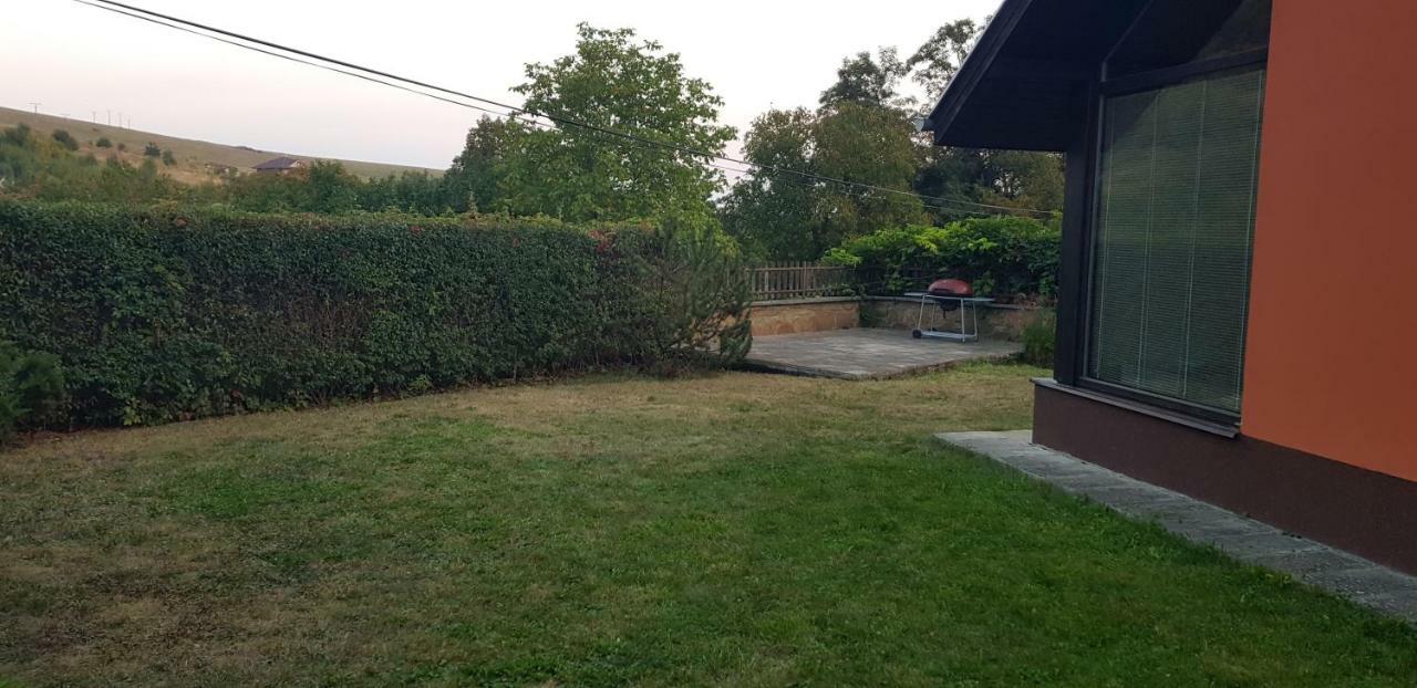 Garden View Villa Drienica ภายนอก รูปภาพ